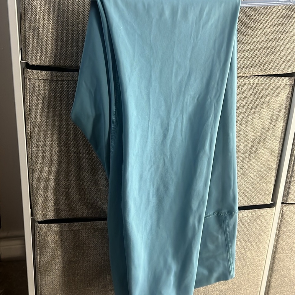 MEDIUM BLUE NIKE LEGGINGS CODE: cu5293-424 - Picture 2 of 4